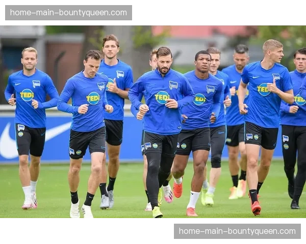 全场结束:法兰克福补时绝平,1-1与柏林赫塔握手言和 全场结束:法兰克福补时绝平,1-1与柏林赫塔握手言和